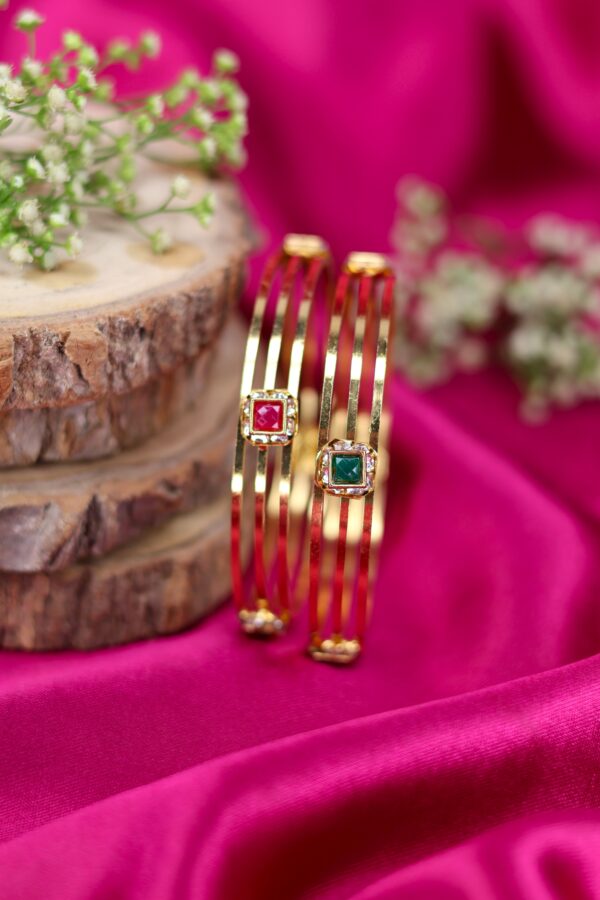 Swati Bangle (Set of 2)
