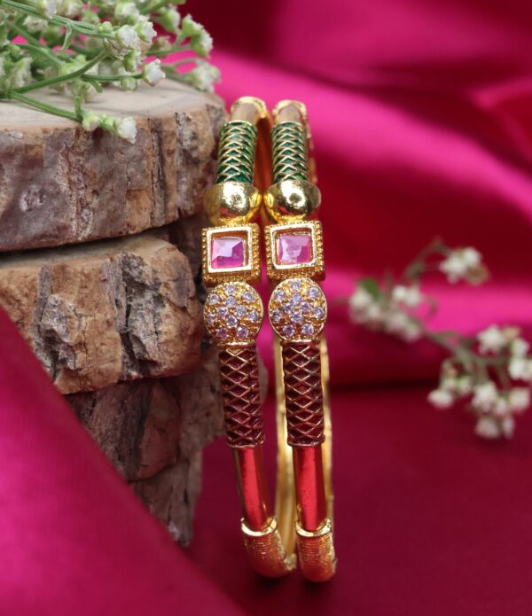 Pranjali Bangle (Set of 2)
